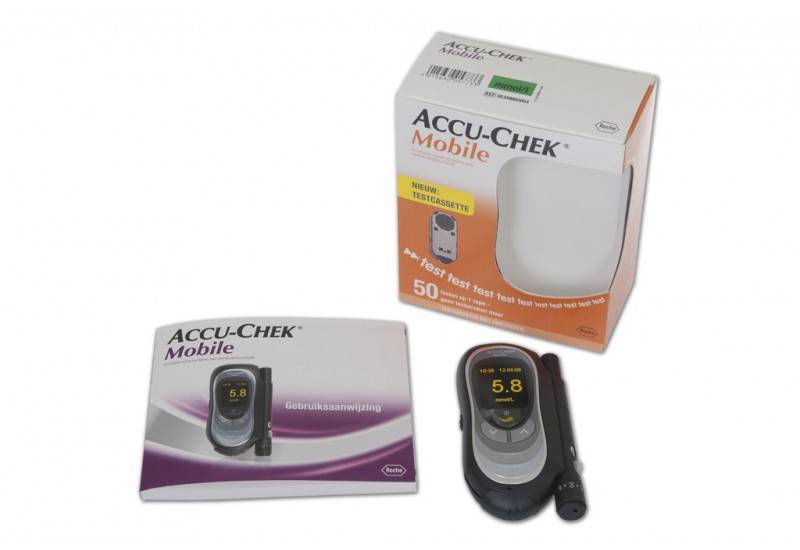 ACCU CHEK METER BLOEDSKR MOBIL 1ST